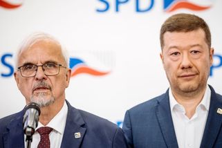 Odchod SPD z vlády? Je to k úvaze, připouští její europoslanec. Reagoval na Macinku a Ukrajinu