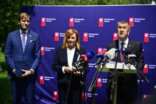 Babiš ostře proti ČNB: Zvýšení úroků by poškodilo ekonomiku i občany