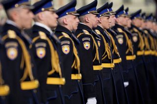 Vojenská přehlídka v Moskvě. Letos mnohem skromnější než kdy dříve - Novinky