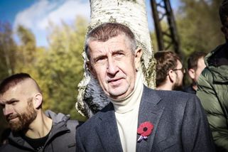 Nový problém. Bojovat s Babišem a spol. pravdou je...