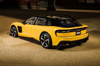 Český designér přepracoval kontroverzní Ferrari Luce na praktický kombík. Vypadá snad i lépe než originál - Garáž.cz