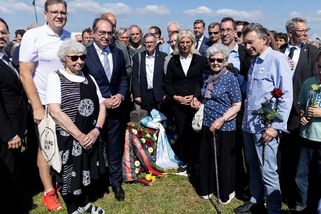 Vražda zůstane vraždou, říká k Benešovým dekretům šéf německého spolku - Seznam Zprávy