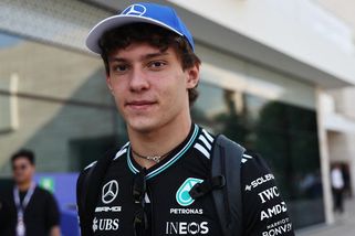 Antonelli čelí výhrůžkám násilím i smrtí. Red Bull se už omluvil - Sport.cz