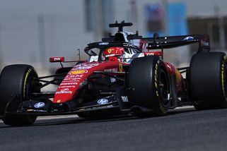 Ferrari v testech udivuje novými systémy. Zadní křídlo se neotevírá, ale otáčí - Sport.cz