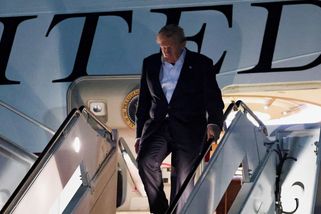 Trump nečekaně vyměnil letadlo. „Skvělý“ stroj vyřadily obavy o bezpečnost - Seznam Zprávy