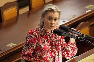 Vítej, ostrý politický podzime, zvolala Taťána Malá. Že bude sakra ostrý, jí dali záhy najevo. Nestačila se divit - Super.cz