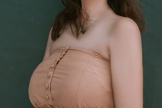 Žena má podprsenku velikosti F. Když si ji sundala, fanoušci ji zasypali kritikou - ČasProŽeny.cz