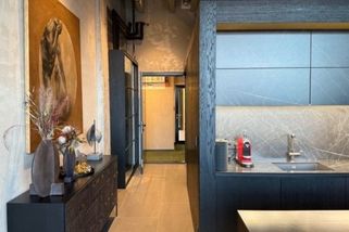 prahain.cz/byznys/jsem-ponaucen-tech-par-korun-radeji-obetuji-rika-provozovatel-airbnb-po-zkusenosti-se-slevou-26389.html?utm_source=www.seznam.cz&utm_medium=seznam_distribuce&utm_campaign=lide