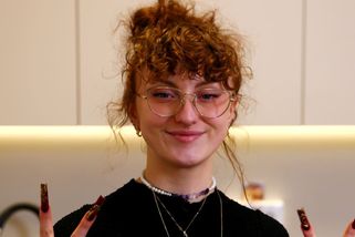 Dvě a půl hodiny zpoždění. Suverénní Simona podcenila přípravu na Prostřeno! a průšvih neřeší