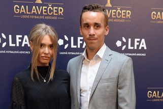 Vdova po Josefu Šuralovi ukázala nového partnera: Denisa je znovu šťastná