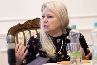 Poslankyně: Na těhotenských testech by měly být pro-life organizace - Seznam Zprávy