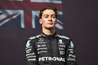 Ferrari bylo s Leclercovým vozem na hranici pravidel. Podle Russella hrozila diskvalifikace - Sport.cz