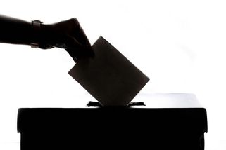 Češi, přestaňte už konečně strkat nos do slovenské politiky - Médium.cz