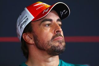 Záhadný kolaps i ostrá kritika. Alonso se opřel do současné F1