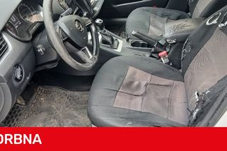 Strážníci schytávají kritiku za prodej služebního auta. Styďte se, píšou jim lidé
