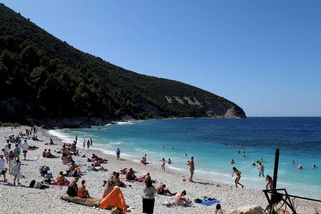 Nový ráj na jihu Evropy láká turisty. Albánci se těší na peníze, vidí i rizika - Seznam Zprávy