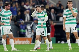 Hororový kolaps slavného klubu v boji o Ligu mistrů. Na neuvěřitelném obratu se podílel český záložník - Sport.cz