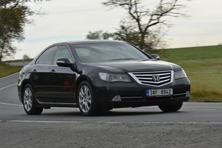 Test ojetiny: Honda Legend je velmi zajímavé a spolehlivé auto, na které se zapomnělo - Garáž.cz