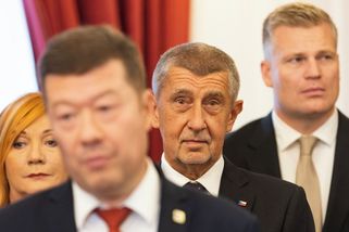 „Babiš řval vzteky.“ Okamura naštval ANO, když vypustil polotovar o poplatcích - Seznam Zprávy