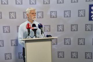 Hrad oznámil jednání s kontroverzním syrským prezidentem Šarou - Novinky