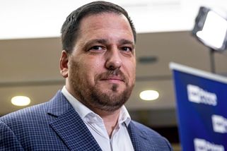 Tomáš Zdechovský píchl do vosího hnízda: Kvůli migrantům se na něj slétli jako na bonbon. Bojoval statečně