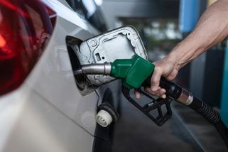 Zákaz spalovacích motorů do deseti let už podporují i lékaři. Nyní vyzývají EU k dodržení termínu - EnergoZrouti.cz