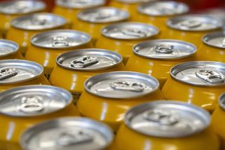 Teprve třináctiletý chlapec získal recyklací téměř půl milionu korun. Všechno začalo jednoduchým nápadem