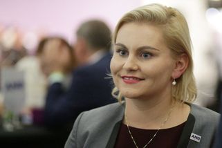 Taťána Malá se z dovolené pochlubila půvabnými dcerami. Místo komplimentů přišel tvrdý hejt