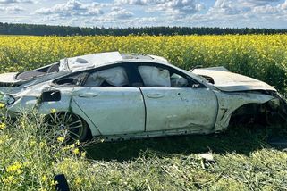 Řidič BMW spěchal na vlastní svatbu a dostal smyk. Na místě zemřel, bylo mu 45