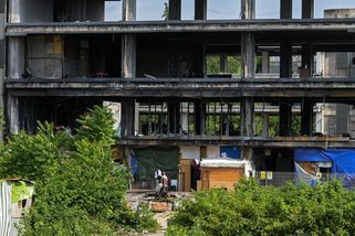 Znásilňovali ji s pistolí u hlavy. Migranti v Římě unesli turistku, média líčí 72 hodin hrůzy