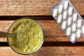Dvě lžičky kratomu a jedna pilulka – a najednou jde o vteřiny - Médium.cz