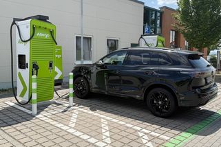 Je tady nový podvod, jenž se zaměřuje na řidiče. Zejména na ty, kteří jsou v nouzi nebo neznalí - Garáž.cz