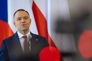 "Kyslík ruské propagandě." Poláky dopálil Zelenského dekret, chtějí mu vzít medaili