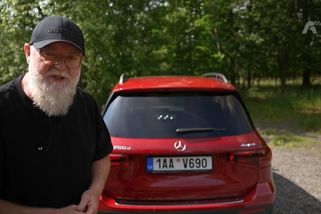 Stojí míň než Kodiaq a pod kapotou má ten nejžádanější motor. Podle Pepy jde o perfektní rodinné SUV | Autosalon TV Prima