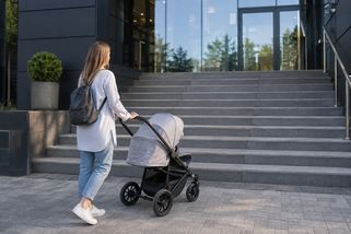 Past na rodiny s kočárky i seniory? Senát odmítl novelu stavebního zákona