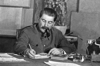 Předběhl genetiku o desítky let. Stalinův režim Nikolaje Kolcova navždy umlčel - Médium.cz