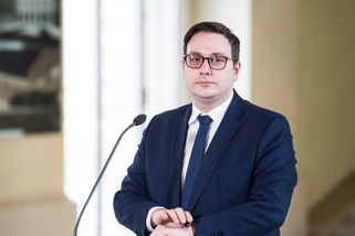 Lipavský: Pokud je Čech zadržený kvůli nátlaku, má stát varovat před návštěvou Číny. Plánuje ale delegaci