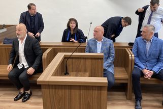 Kdo pašoval 300 kilogramů kokainu v krabicích s banány? Důkaz podle soudu chybí - Seznam Zprávy