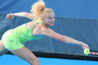 Nechutná loterie. Nejvíc trpěla Siniaková, pak přišel výprask. Frustrovaná světová jednička rozhazovala rukama - Sport.cz