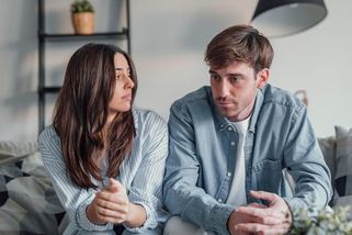 Hluboký smutek a apatie? Deprese může vypadat i jinak