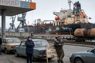 Putinův paradox: Země plná ropy dováží benzin z Afriky