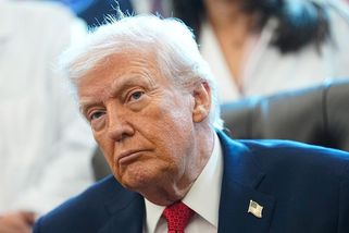 Hormuz je otevřený, hlásá Trump. Stačí jediný výstřel a není, varuje politolog Jirušek | TN.cz