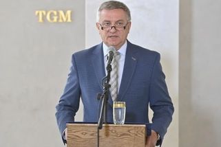 „Neuvěřitelné.“ Politici označili vystoupení hradního kancléře za pohrdání - Seznam Zprávy