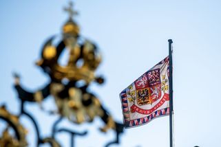 33 podpisů, které rozhodly boj o Hrad. Neúspěšní kandidáti se chtějí bránit - Seznam Zprávy