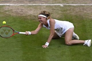 Bouzková - Džabúrová 6:3, 1:6, 1:6, Bouzková ve Wimbledonu končí. Na světovou dvojku nestačila - Sport.cz