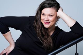 Hacurová kašle na exotiku: S dcerou brázdí Česko a k radosti jim stačí rybník a zvířátka. Lada je vnučkou slavného herce - Super.cz