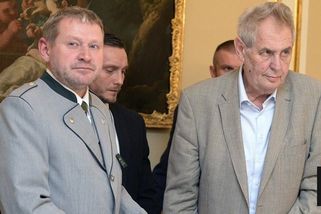 Hájíme svůj hrad. Mynář chce vybrat úředníky i pro příštího prezidenta