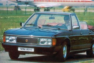 Tatra 613, jak ji neznáte: Kabriolet si nechali postavit vojáci. Uhádnete proč? - Garáž.cz