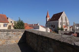 Znojmo – tajuplné podzemí, úchvatná rotunda a parádní výhledy | Výleťák