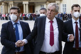 Zeman pomýšlí na to, že zase bude jednou chodit - Novinky